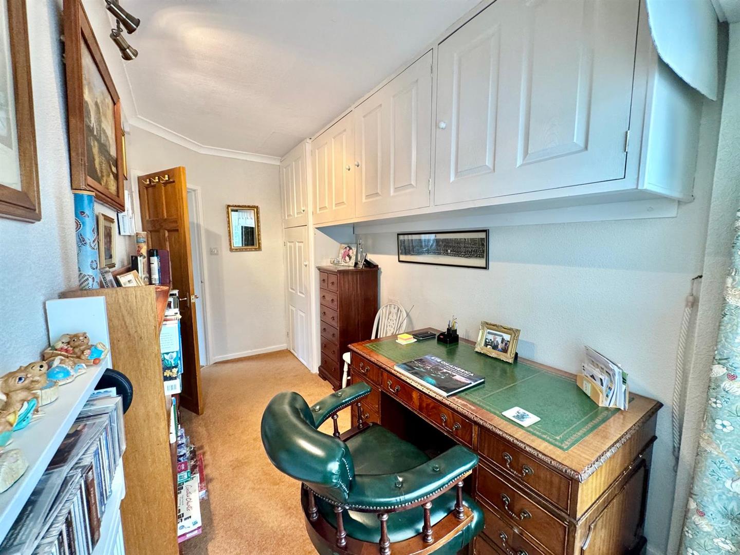 PHOTO-2025-11-12-07-38-31 (4).jpg